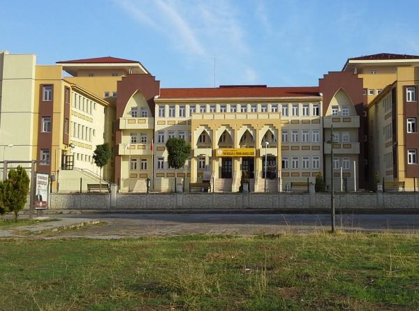 Sungurlu TOKİ Mesleki ve Teknik Anadolu Lisesi Fotoğrafı